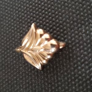 VINTAGE CUTE LITTLE PENDANT